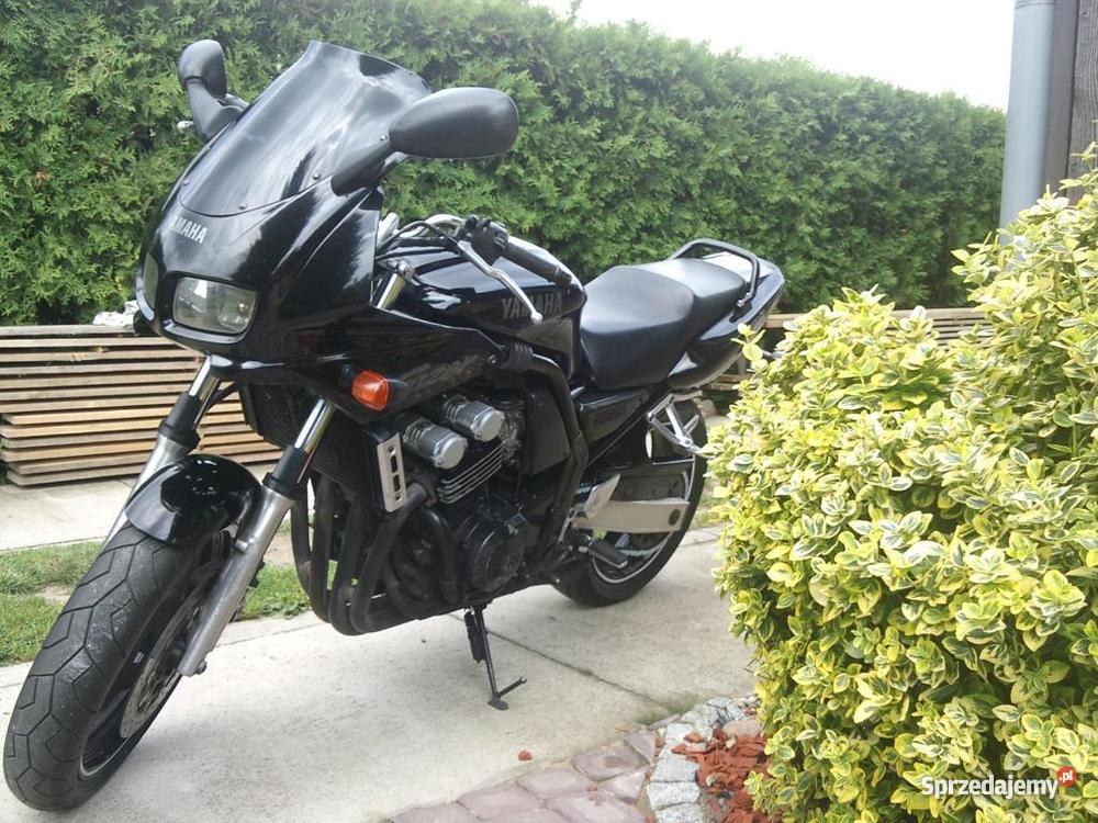 Yamaha Fazer 600 FZS na