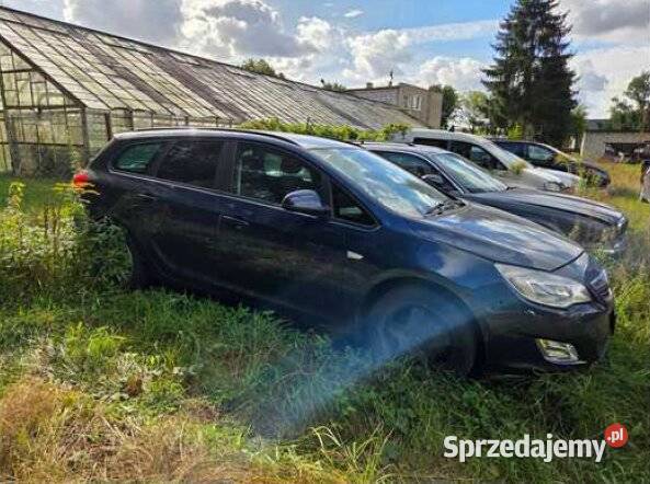 Syndy sprzeda Opel Astra 2011