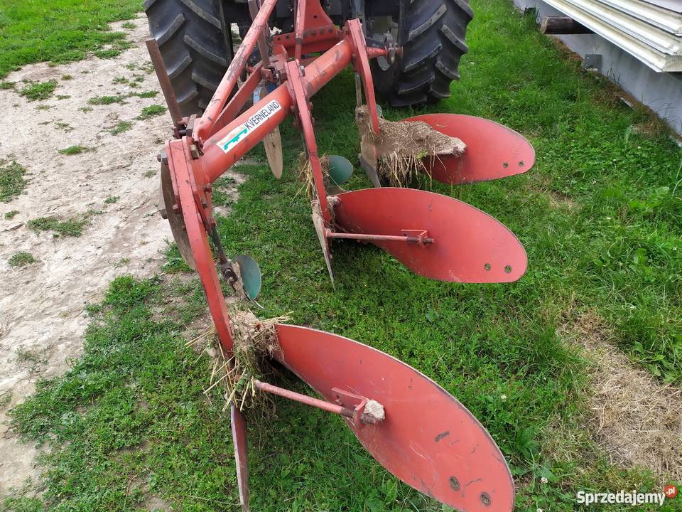Pług kverneland 16 Męcina