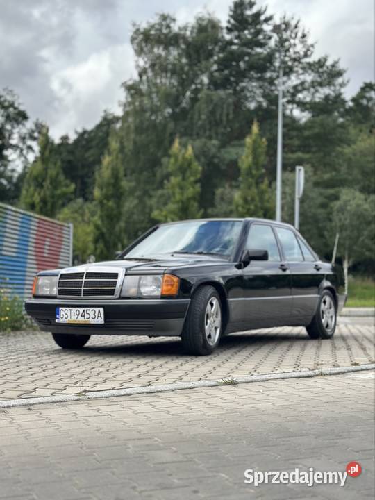 Mercedes w201 190 18 benzyna