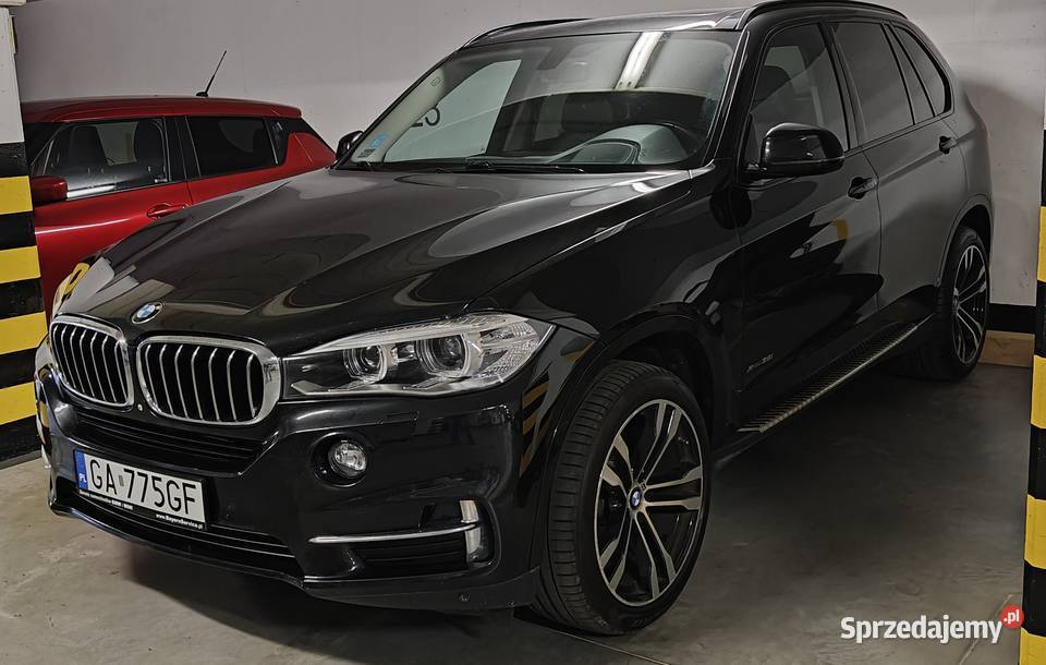 BMW X5 30 benzyna full wersja Gdynia sprzedam