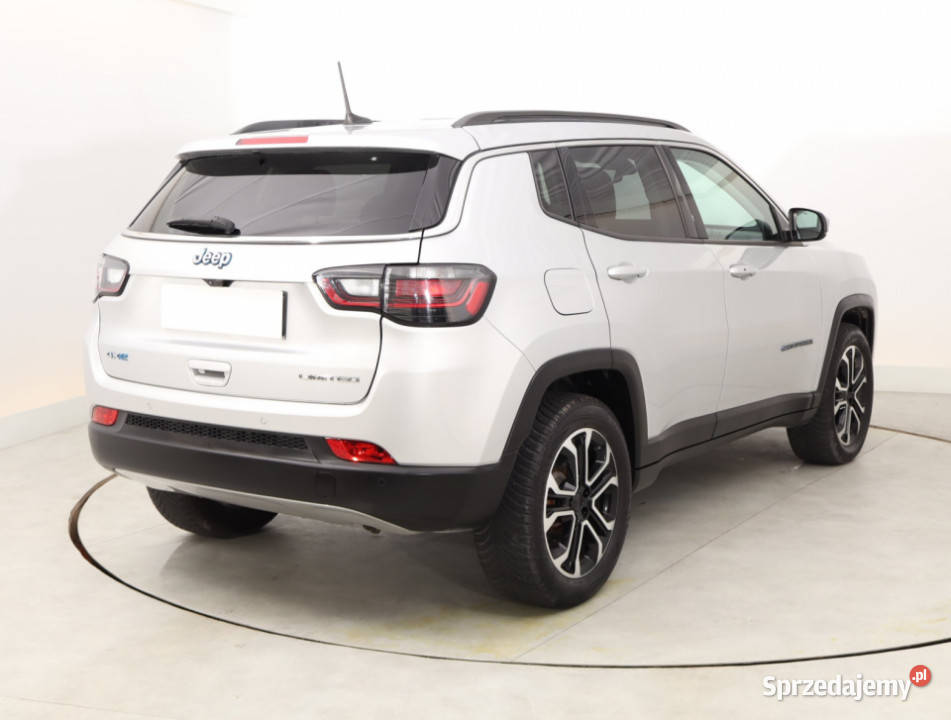 Jeep Compass 4xe światła LED Compass Bielany Wrocławskie