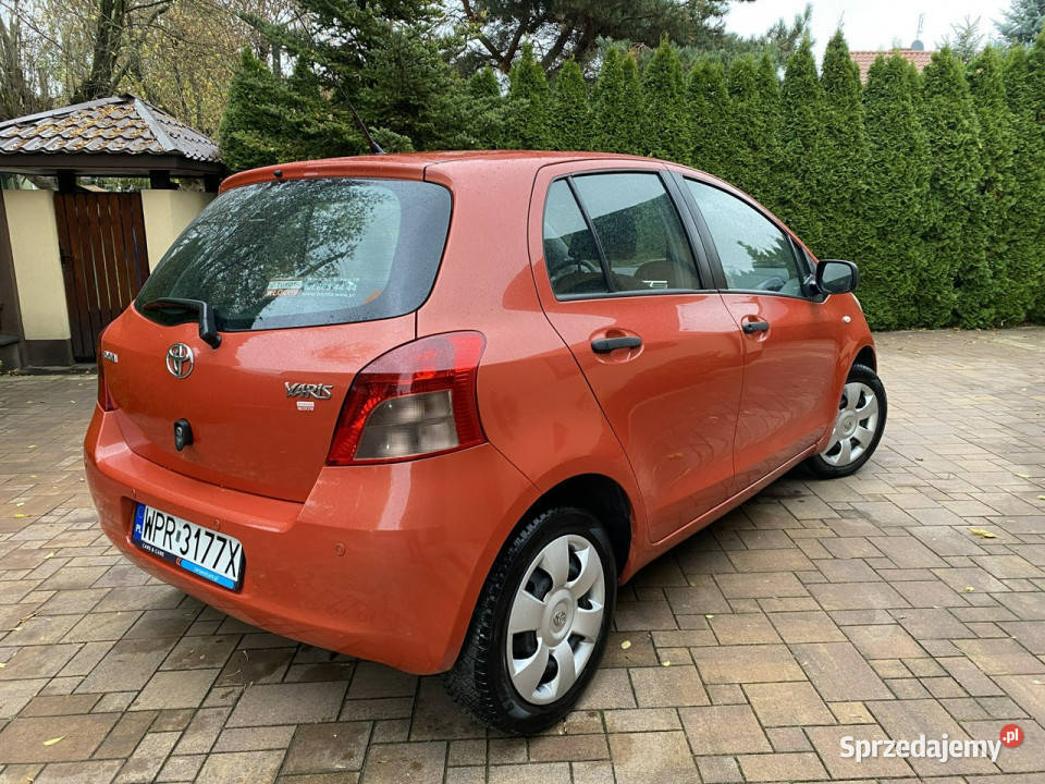 Toyota Yaris II Wł Krajowy Luna 13 Benzyna 5 Pruszków sprzedam
