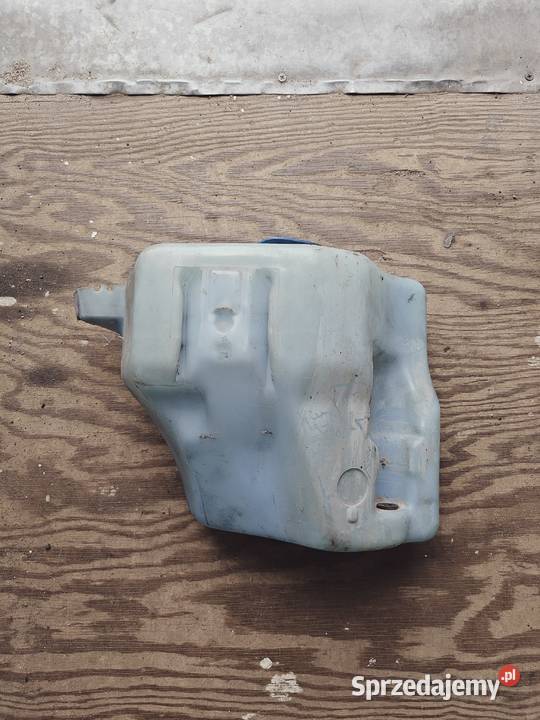 Zbiorniczek spryskiwaczy Passat B3 Łagów