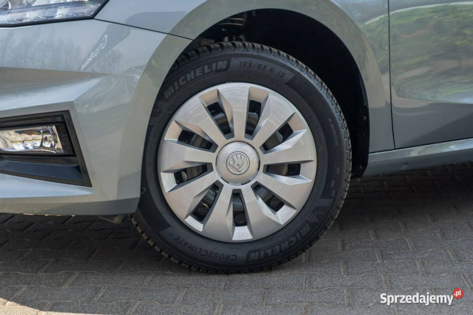 koda Fabia Essence 10 MPI 80 Dostępny ręki IV Łódź sprzedam