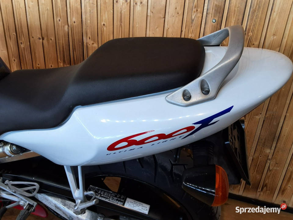 Honda CBR ŁADNA HONDA raty kup online Piękna CBR manualna Honda wielkopolskie