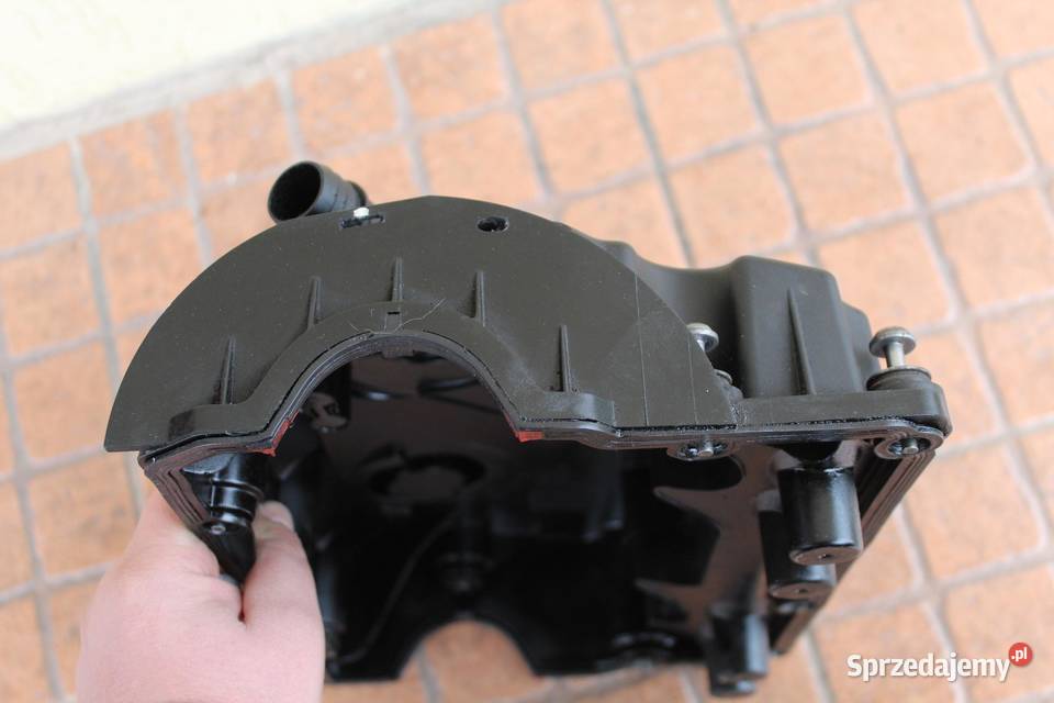 POKRYWA ZAWORÓW SEAT IBIZA III 14 TDI 045103469G