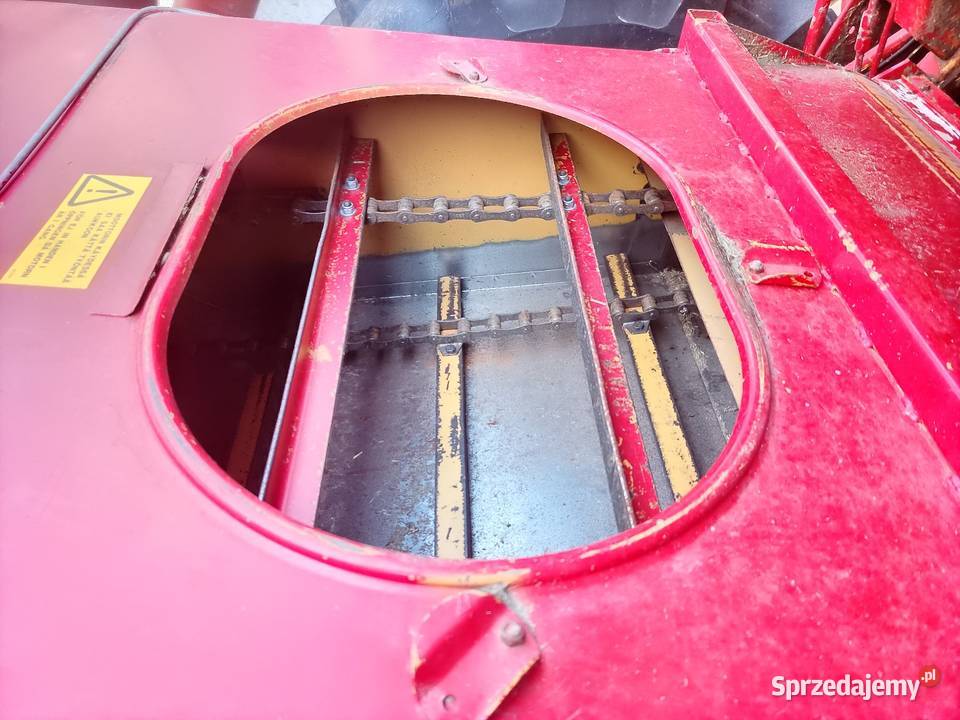 Massey Ferguson 330 kombajn sampo nieuszkodzony Ponikła