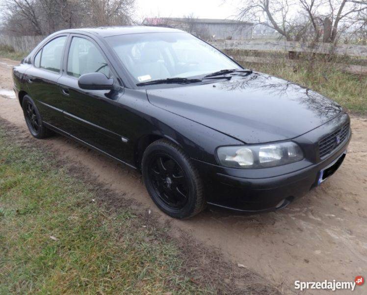Volvo S60 24d czarny manual 2400cm3