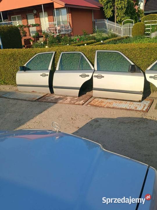 Drzwi Mercedes w 124 kompletne Pęcław