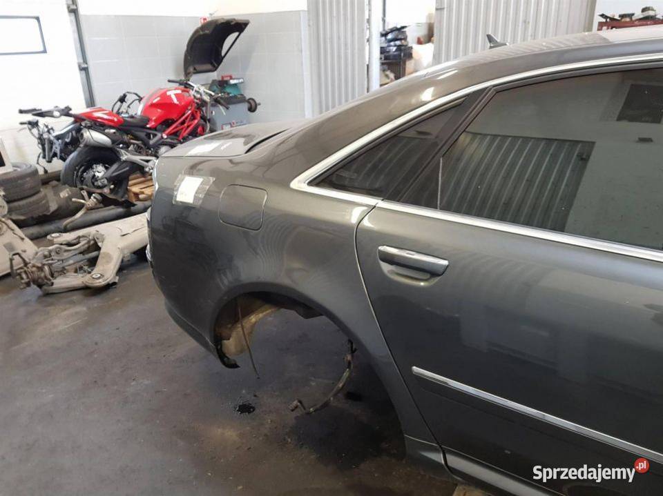 ĆWIARTKA BŁOTNIK PRAWY TYŁ S8 D3 LZ7S Lipno