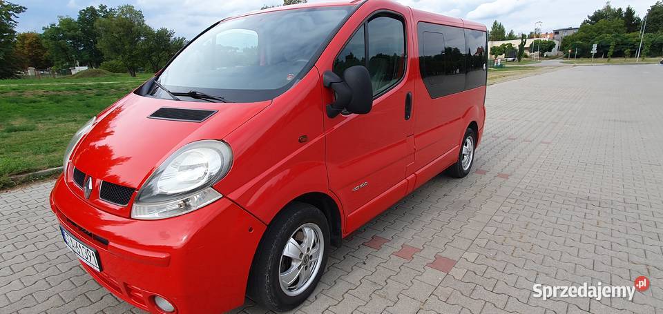 Renault Trafic Passenger 8 osób 19 DCI Radzionków