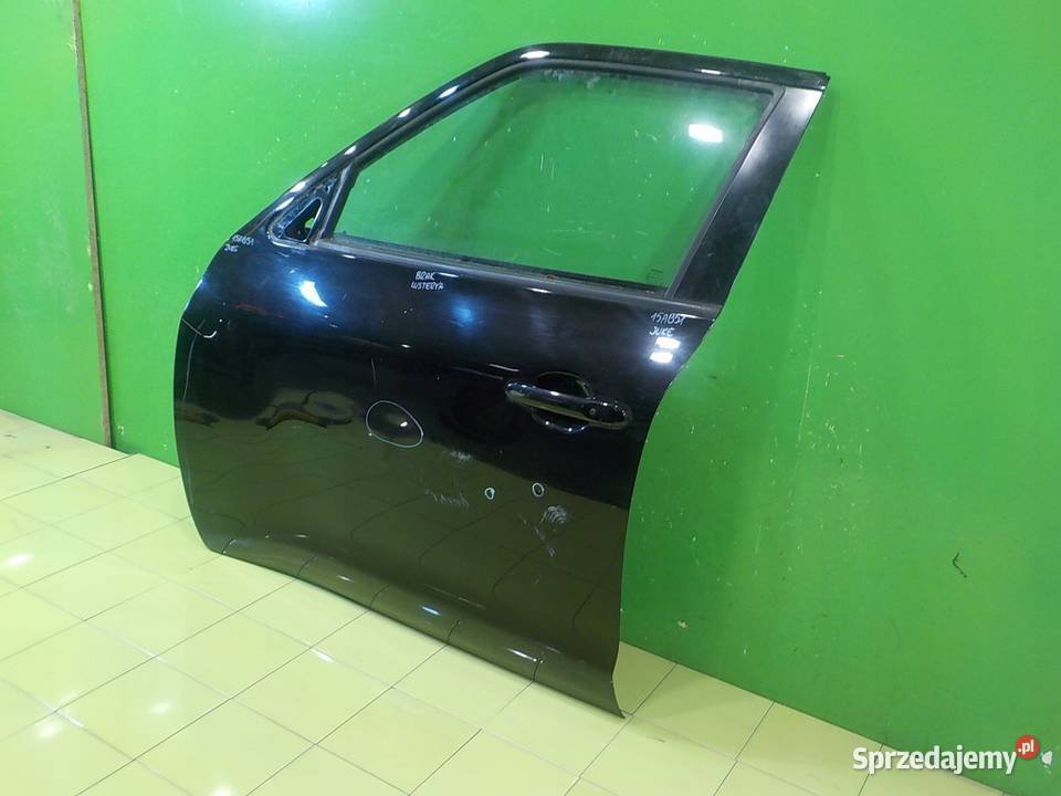 NISSAN JUKE I F15 16 B AUT 12r 5D drzwi lewy Drzwi Suków