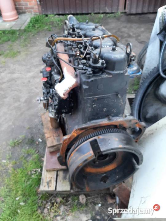 Silnik Ursus C360 C330 C328 nieuszkodzony Części zamienne Grębów