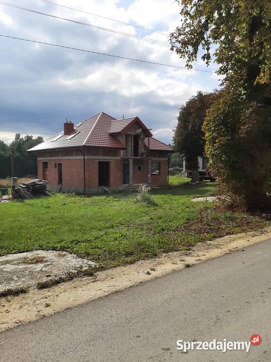 Dom wolnostojący 135m2 Sprzedaż Chmielnik