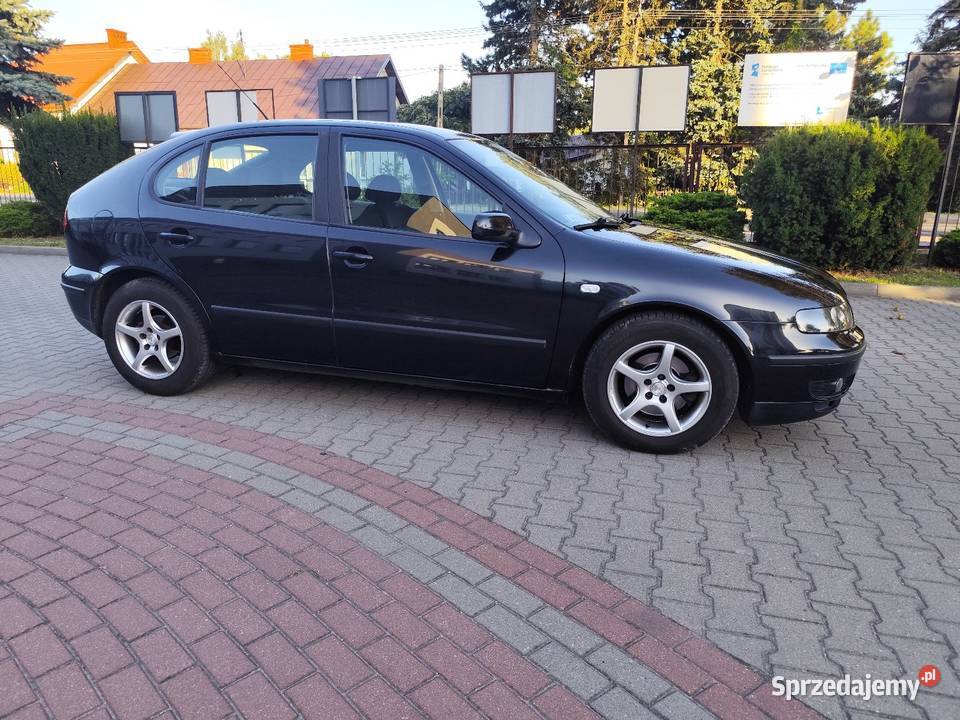 Seat Leon 19 TDI 110 HAK czarny lubelskie Łuków