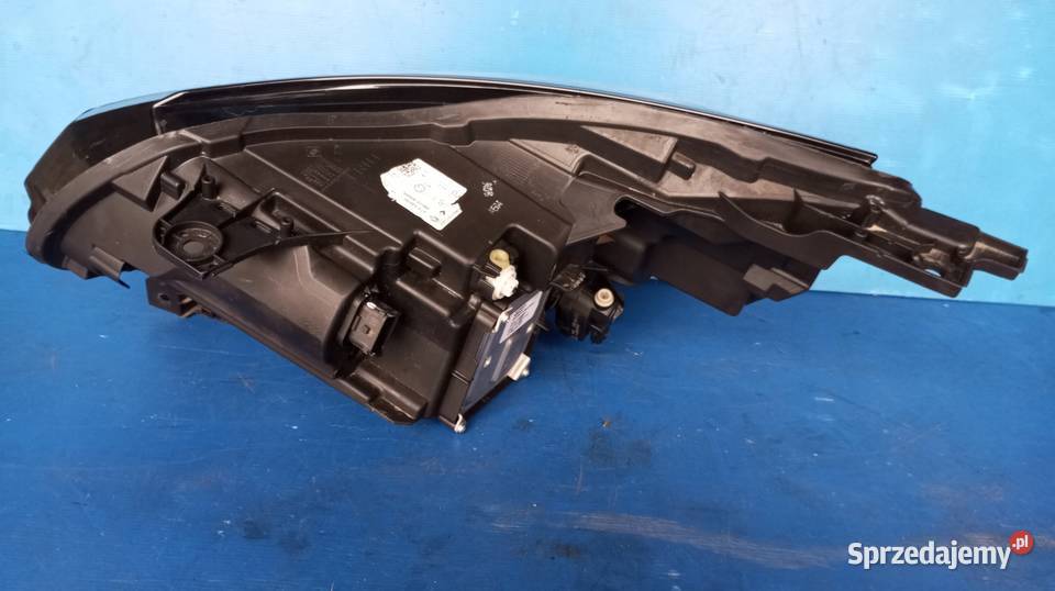 LAMPA PRAWY PRZÓD EUROPA FULL LED RENAULT CAPTUR osobowe wielkopolskie Nowy Tomyśl