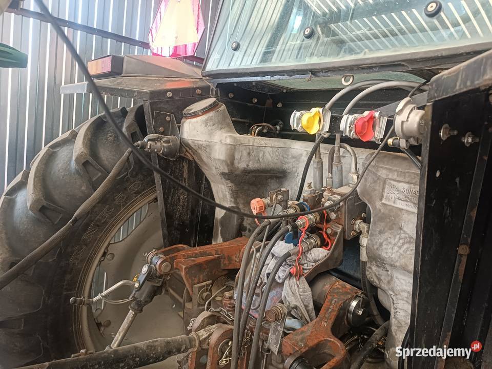 Massey Ferguson 3080 z układem pneumatycznym Samotwór