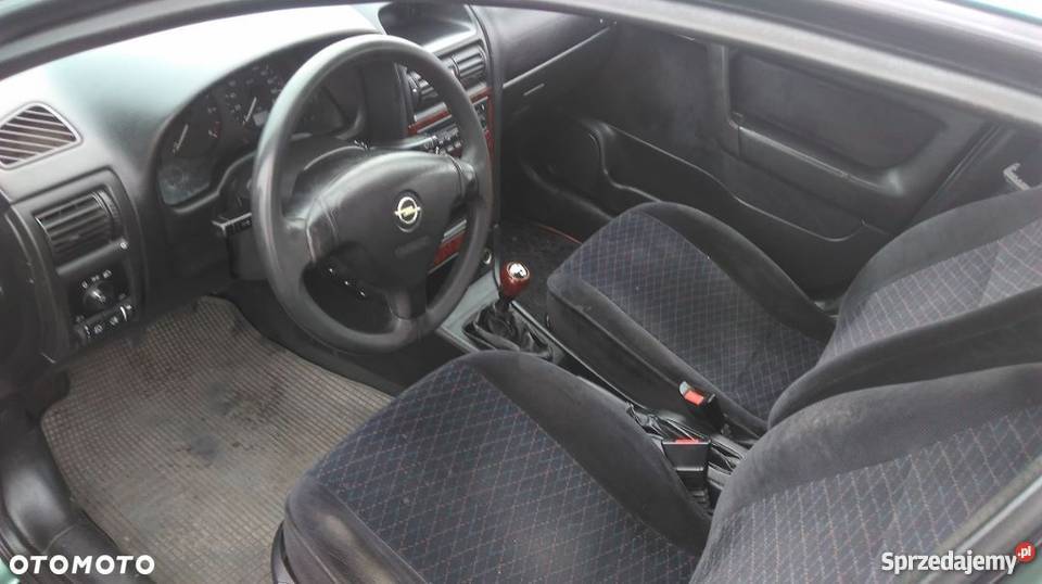 OPEL ASTRA II 17 diesel z 1998 roku z klimą itd