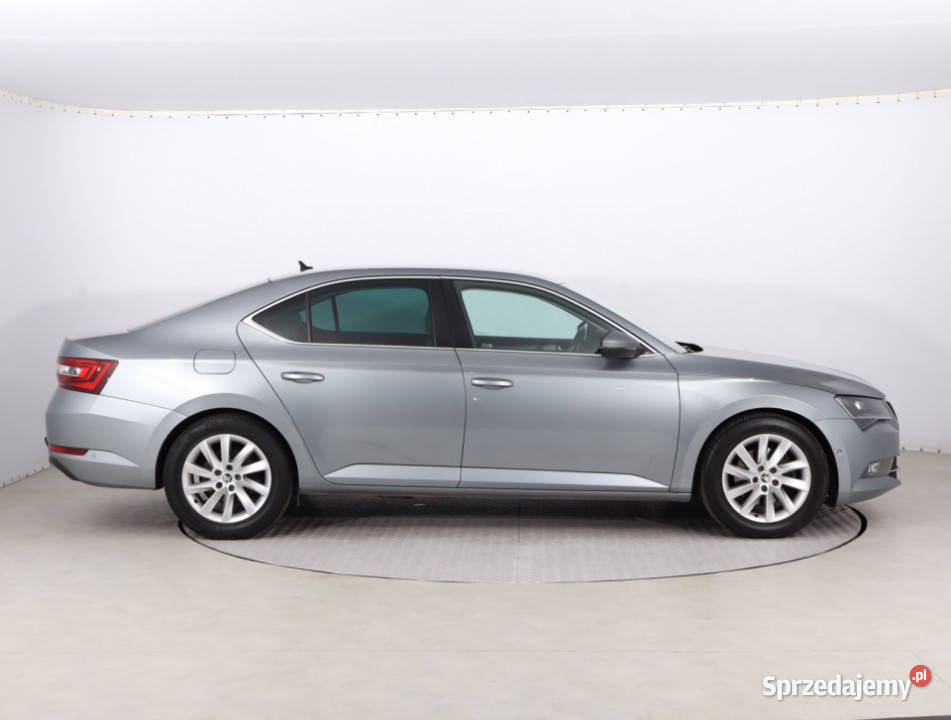 Skoda Superb 16 TDI Piaseczno sprzedam