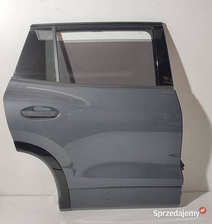 VW TAYRON DRZWI PRAWY TYŁ 57L833056 LC7Q