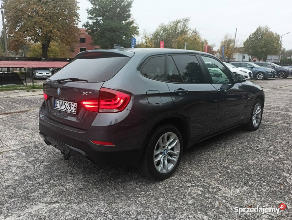 BMW X1 X Drive M pakiet Automat Panorama zadbany Tomaszów Mazowiecki