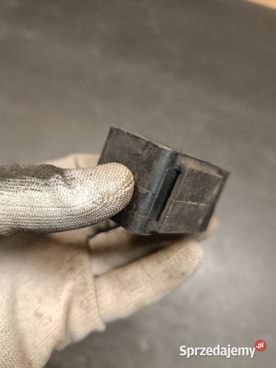 Uchwyt guma mocowanie moduł zapłonowy 3MB 00 Gołaczewy