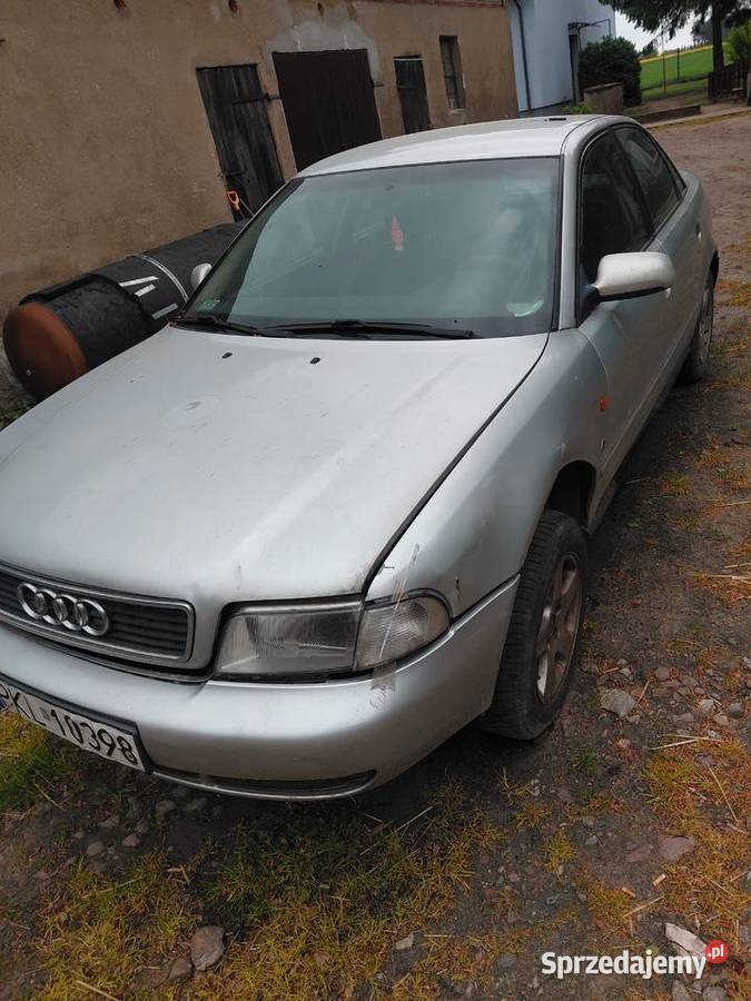 Audi a4 b5 16 w całości części Olszówka sprzedam