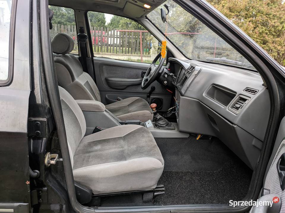 Ford Sierra Turnier czarny Bolęcin