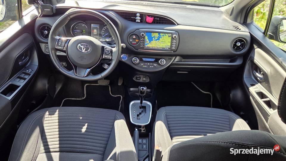 Toyota Yaris Hybryda Automat Najbogatsza Wersja czujnik deszczu Gdańsk