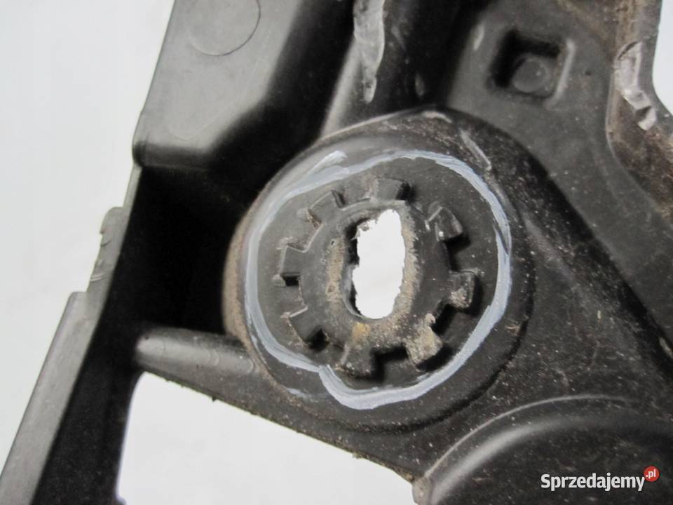 DACIA SANDERO II LIFT 20r ślizg zderzaka lewy osobowe