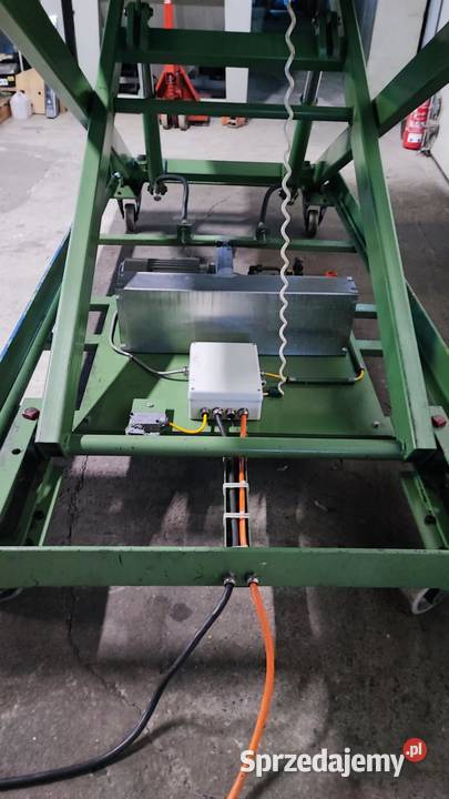 Słół nożycowy podnośnik hydrauliczny nożycowy Sucha Beskidzka