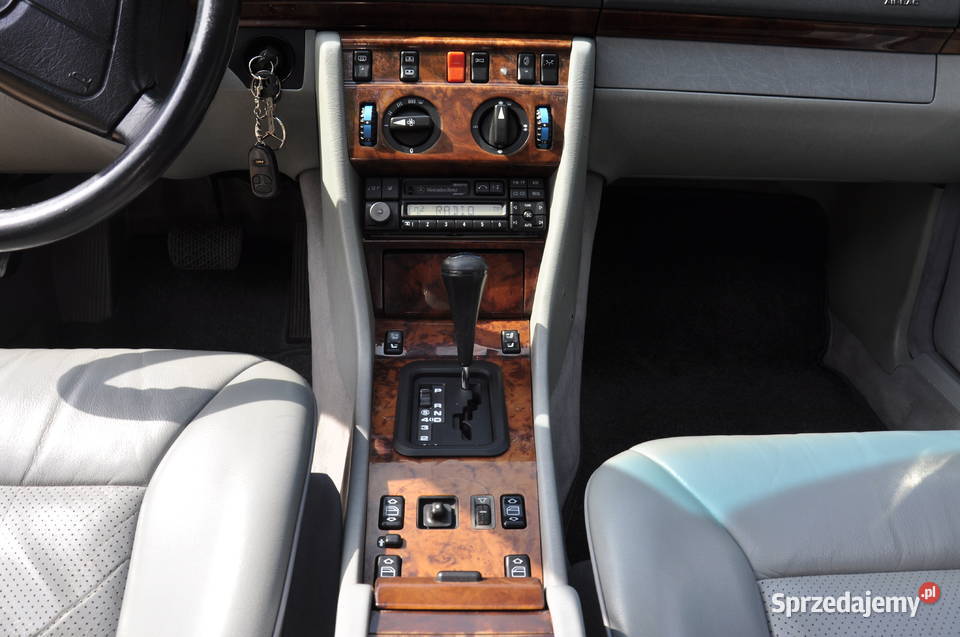 Mercedes W124 coupe 300CE24 Warszawa sprzedam