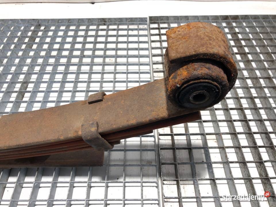 RESOR PRAWY TYŁ DAEWOO LUBLIN II Hatchback PIÓRO