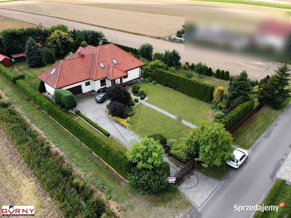 sprzedaży domu wolnostojącego Majków Duży 260m2