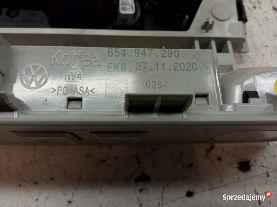 LAMPKA PODSUFITKI 654947290 Skoda Scala I 2019 sprzedam