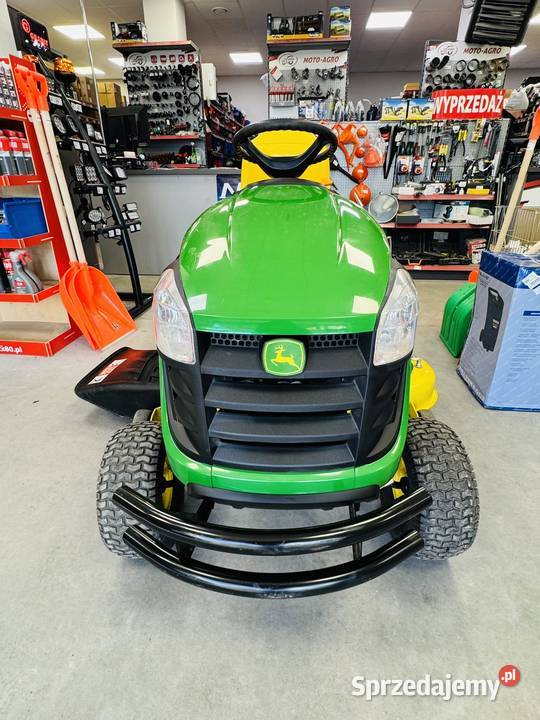 Traktorek kosiarka John Deere E160