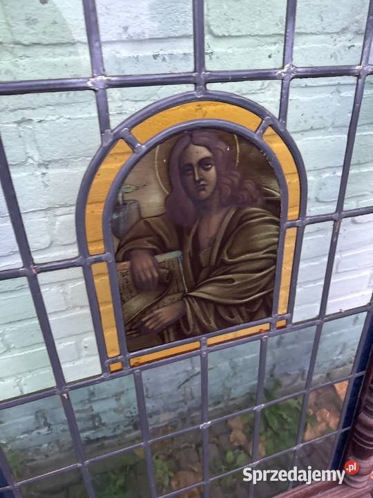 Stary kościelny witraż oprawiony w drewno z Długopole-Zdrój