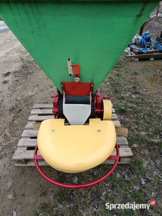 Rozsiewacz nawozów Motyl siewka mazowieckie Grójec