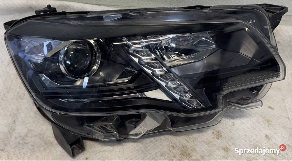 Lampa prawy przód Peugeot Rifter Partner VI śląskie Jasienica sprzedam