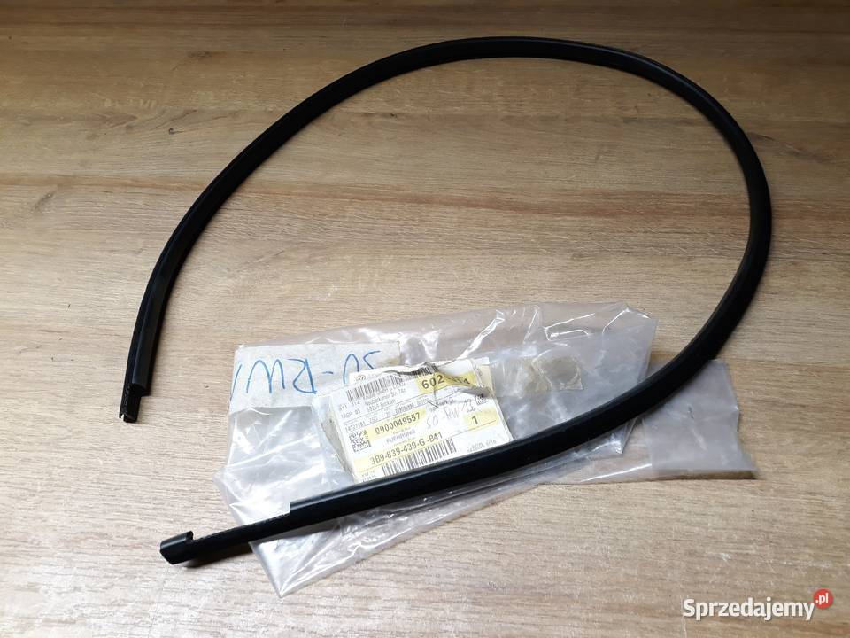 VW PASSAT B5 USZCZELKA DRZWI SZYBY 3B9839439G Motoryzacja Międzychód
