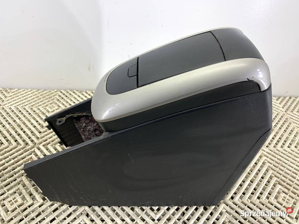 PODŁOKIETNIK TOYOTA AURIS I Hatchback 0612