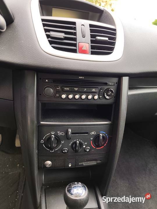 Sprzedam Samochód osobowy Peugeot 207 Urban Move 130300km Błędów