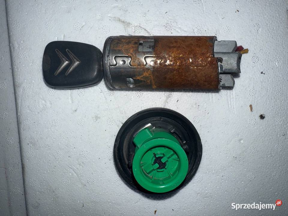 Stacyjka wlew paliwa Citroen xsara Picasso Ostrów Wielkopolski