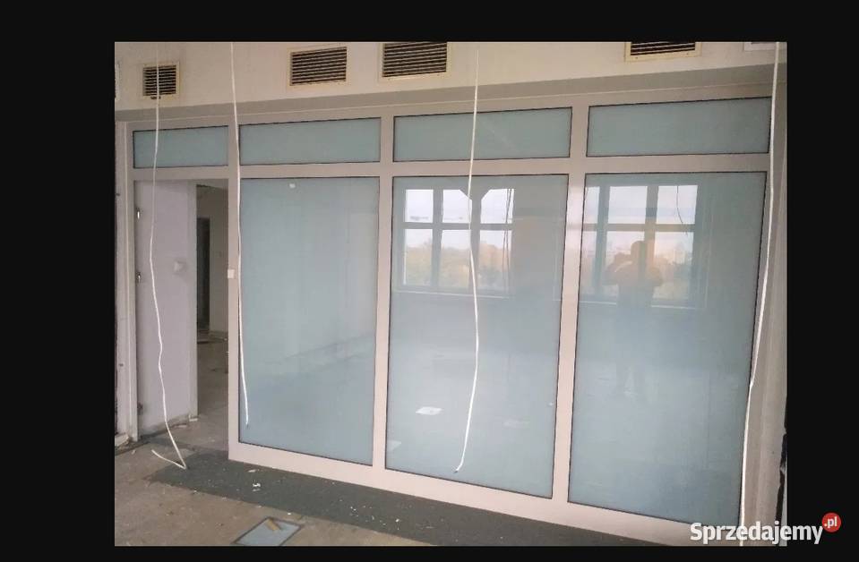 Witryna ALuminiowa sklepowa 440 x 250 4400 mm x Warszawa