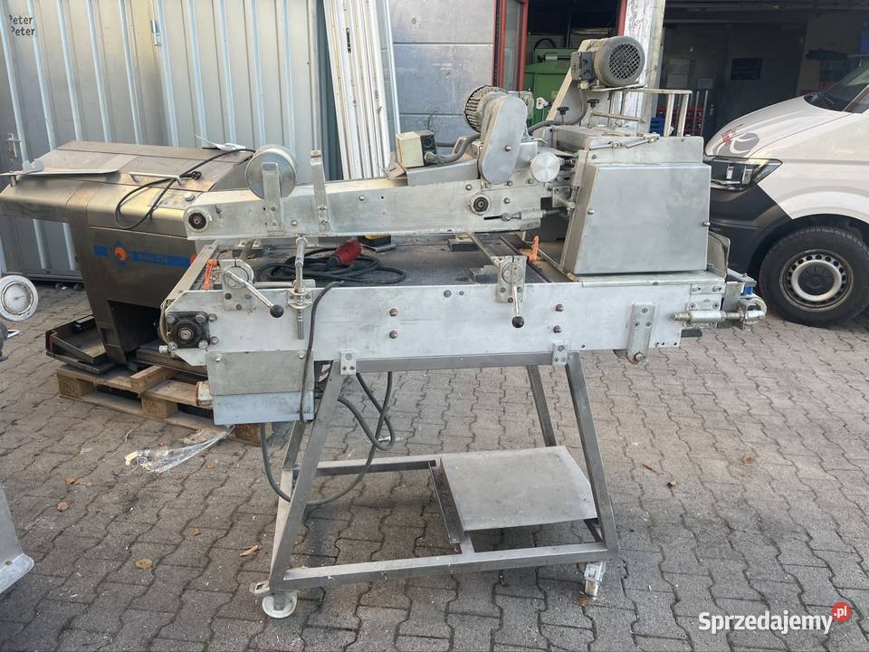Rogalikarka Universum LWT360030JEB2200 rollfix Produkcja