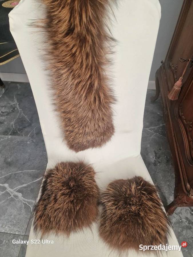 Kołnierz z naturalnego futra z dodatkami łódzkie Skierniewice