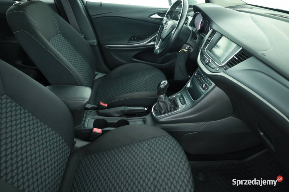 Opel Astra 16 CDTI relingi dachowe Opel Piaseczno