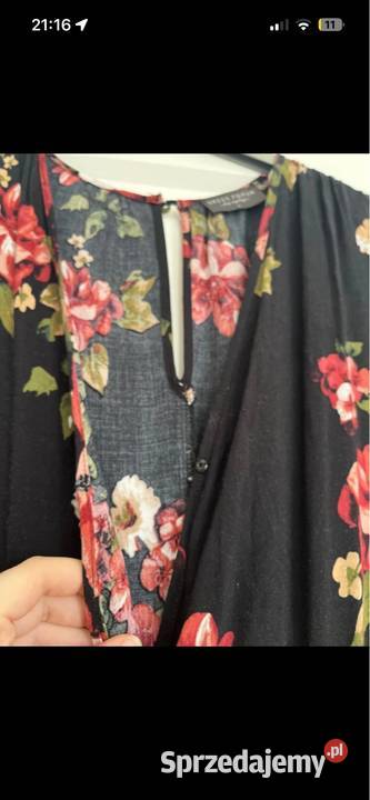 Suknia w róże Hyżne