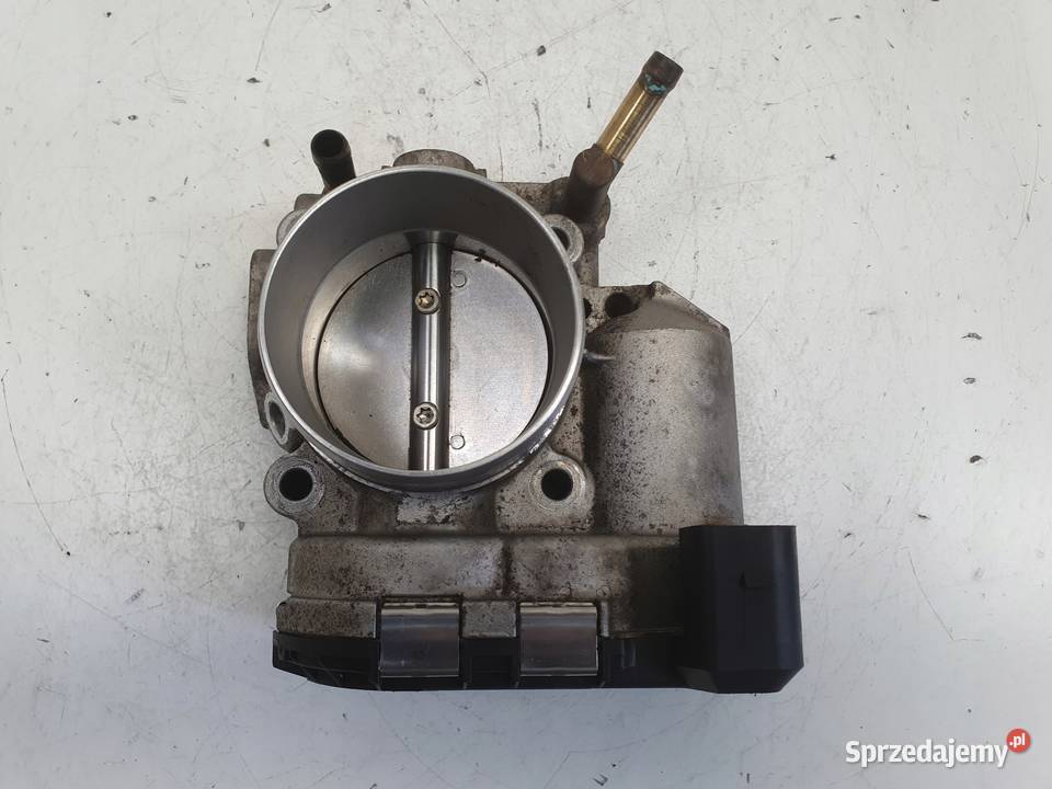 PRZEPUSTNICA VW Beetle 20 8V 06A133062Q lubelskie Rudka